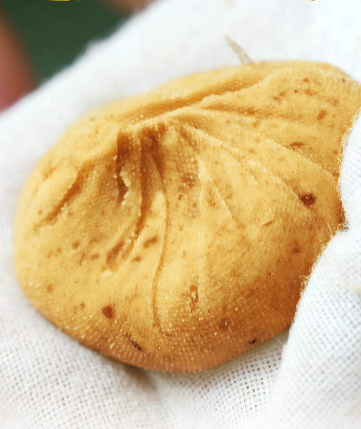 お菓子を包む画像